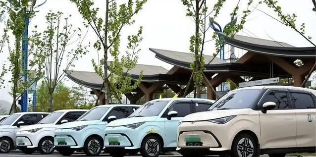5.99万买电动车，空间大配置高，你敢信？