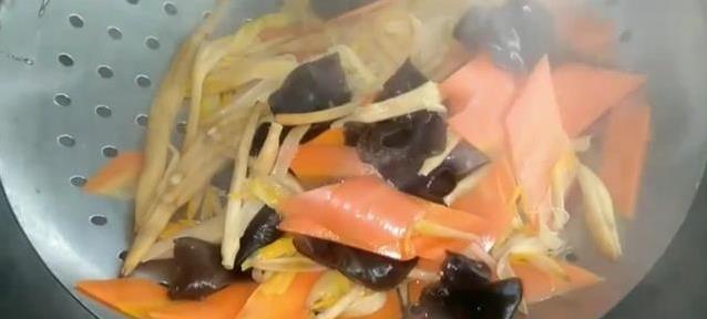 木须肉一炒惊艳全家，10分钟上桌，营养美味全靠这秘诀