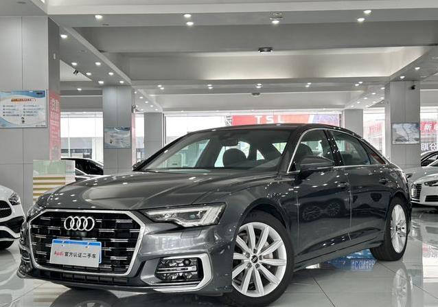 31.98万入手准新奥迪A6L，豪华座驾省十几万值吗？
