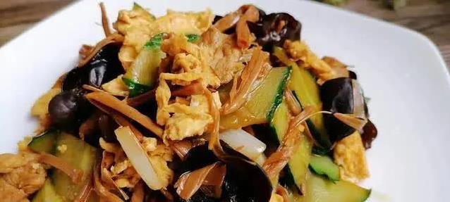 木须肉一炒惊艳全家，10分钟上桌，营养美味全靠这秘诀