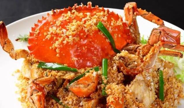500克螃蟹变身香辣硬菜，避风塘炒蟹超简单，你家也能吃到大厨味
