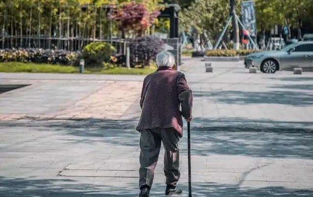 走路几步就喘得慌，心脏报警你却不当回事？