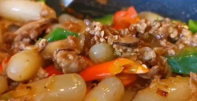 土豆新吃法火了！400克变Q弹美味，香菇虾皮提鲜太绝了