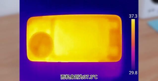大屏爽眼性能炸裂，红米K80至尊版有多牛？