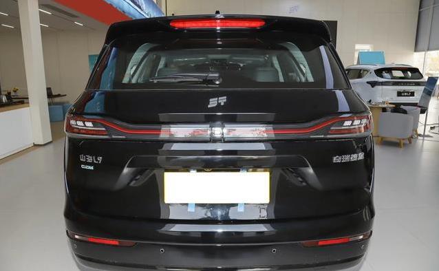 14万买6座大SUV？奇瑞山海L9媲美理想，值吗？