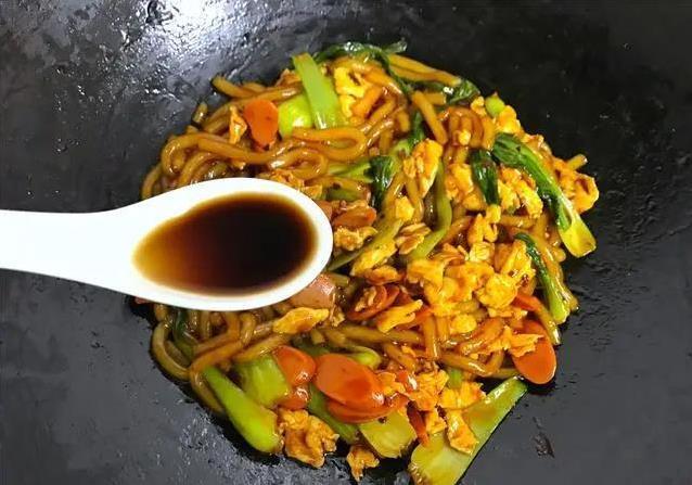 土豆粉凭啥这么香？简单几步酸辣开胃，你也能做出火锅店味！