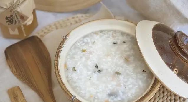 水米比例有讲究，煮粥秘诀大公开，你家粥熬对了吗？