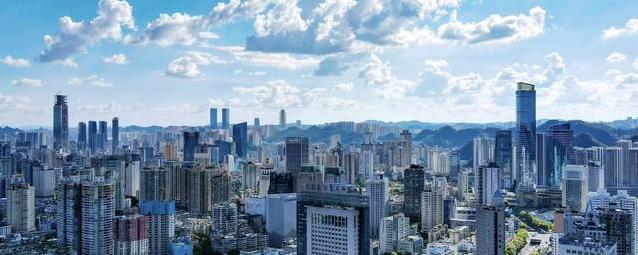 无人车跑街头,游船自己开,无人机14分钟救命?