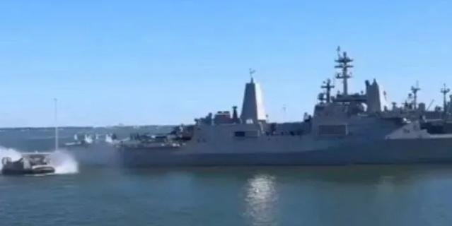 特朗普的惊魂一周：从威胁断粮到承诺发钱，加勒比海战云密布 石油与霸权的较量