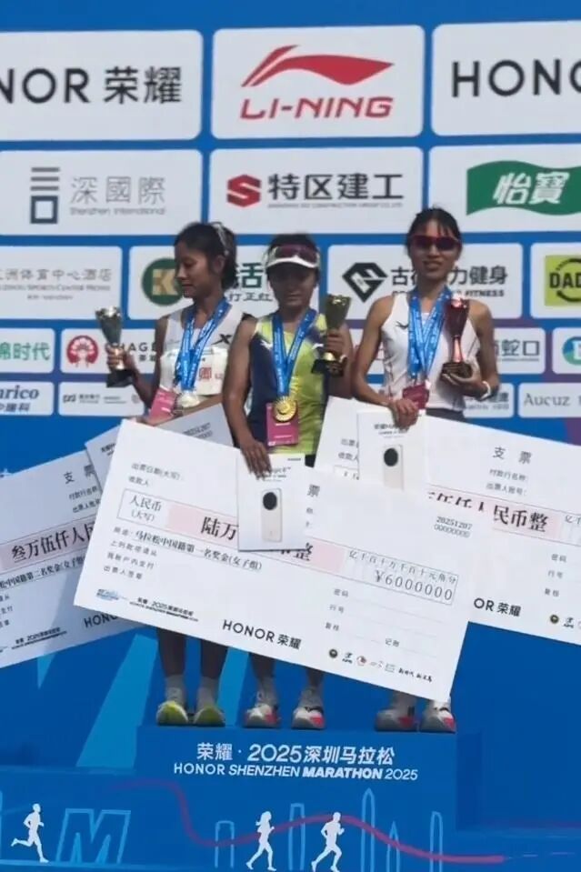 媒體專訪“最快女護(hù)士”張水華 連續(xù)五戰(zhàn)馬拉松佳績(jī)