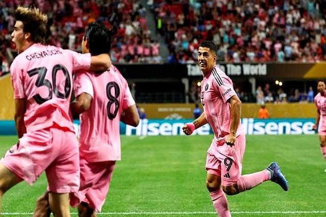 足坛同夜五佳球:卡塔尔联赛惊艳任意球绝杀葡超妖锋神级一条龙破门 梅西任意球震撼全场