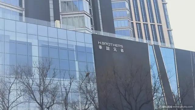 最后还是黎叔出手拯救了王忠军、王忠磊！