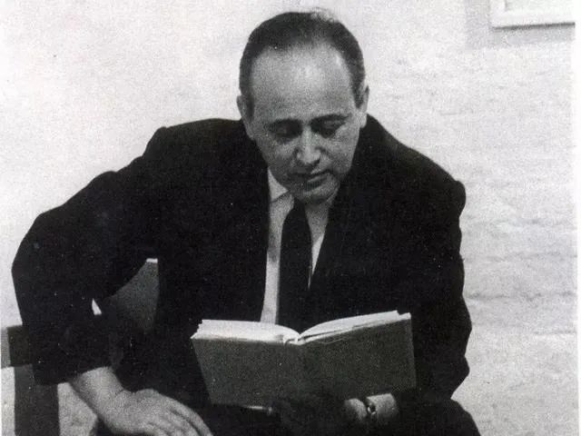 他证明了，奥斯维辛之后写诗是“可能的”