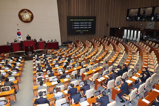 尹锡悦弹劾案27日开庭审理 韩国政坛博弈持续 朝野矛盾加剧