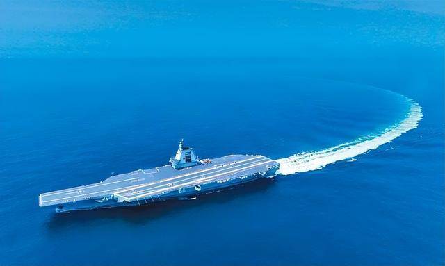 福建艦成功電磁彈射35噸的殲-35,，蔡正元：當今最強大的航母之一 中國海軍邁向世界一流