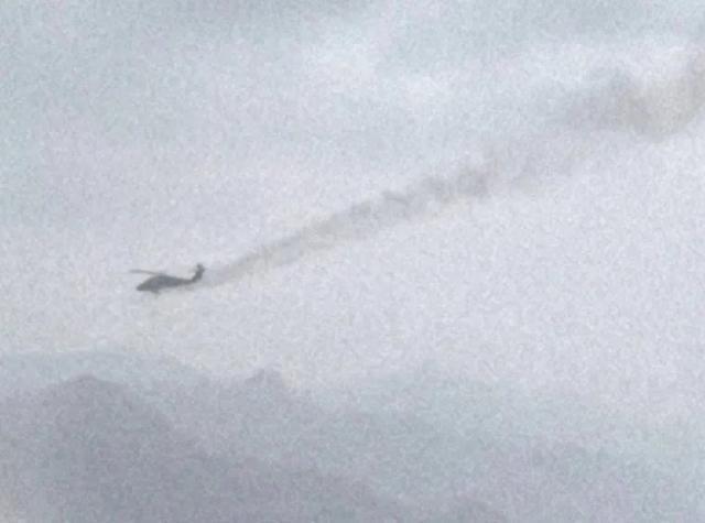 美军CH-47F直升机被伊朗炸毁 后勤枢纽面临新威胁