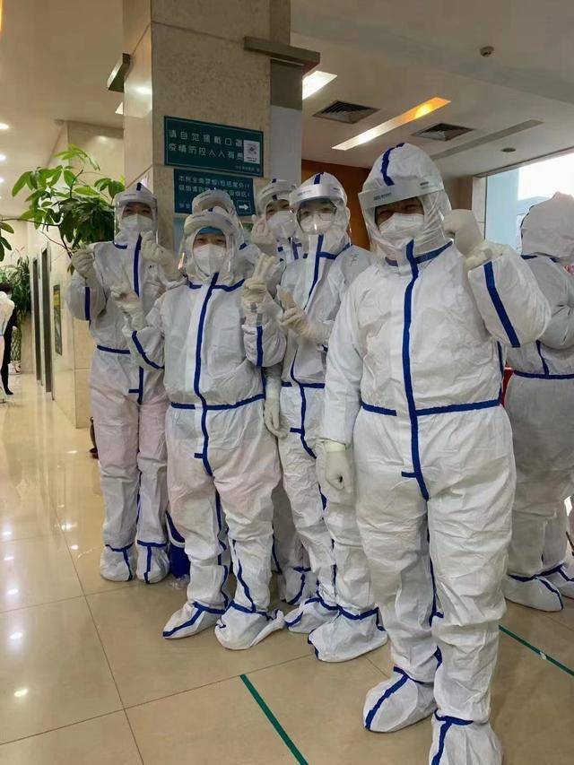 石家庄一夜之间按下暂停键：所有居民小区已禁止出入，3天之内完成1100万人核酸检测