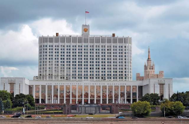 晚报|15架歼20飞越天安门 香港举行七一升旗仪式