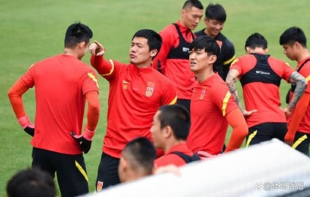 委员提议中国足球实行部队制管理 要强化国家意识