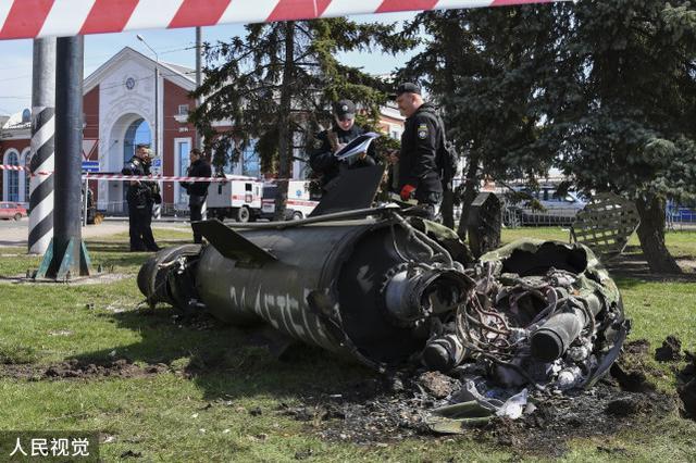 外媒：乌克兰火车站遭导弹袭击致52人死亡