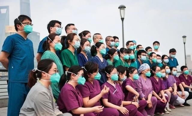 上海外滩举行抗疫胜利庆功彩排？真相来了