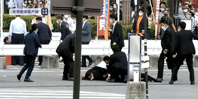 安倍晋三中枪，对日本政局将产生哪些影响？