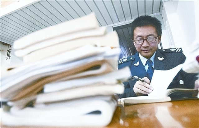 保安五战法考44岁成律师