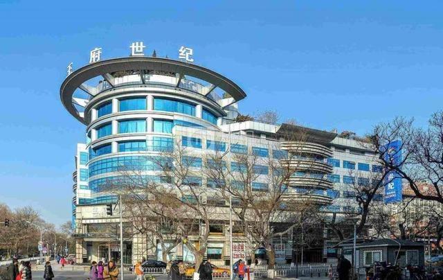 11.2亿起拍 “晴格格”住的大厦流拍 距离故宫500米