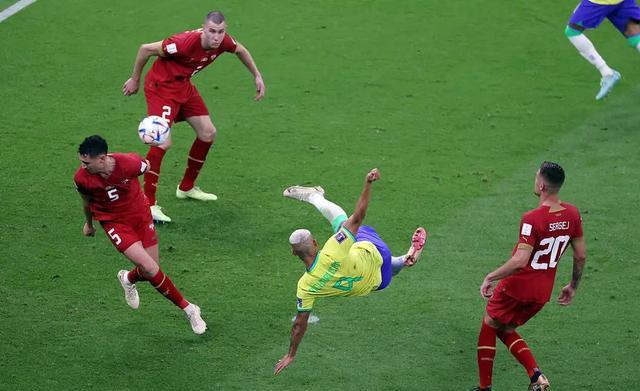 巴西球星里沙利松倒挂金钩 预订世界杯最佳进球