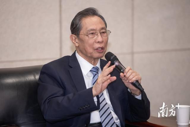 钟南山:明年上半年就能恢复疫情前的生活状态