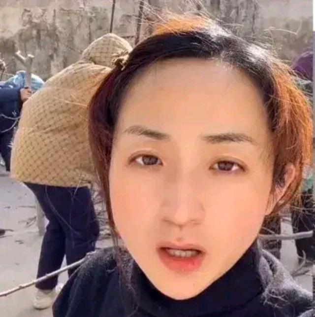 山东32岁硕士女子辞掉年薪30万工作回家相亲，长相漂亮彩礼不高相亲一年未成功