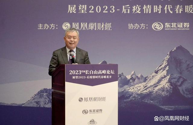专家:居民赚100块要拿出15块还债，加上房贷超过50块 辛苦一年啥都没剩下