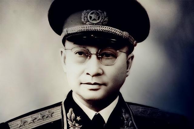 上校不如狗，少将满地走，中将随处有，为什么国军军衔这般廉价呢？
