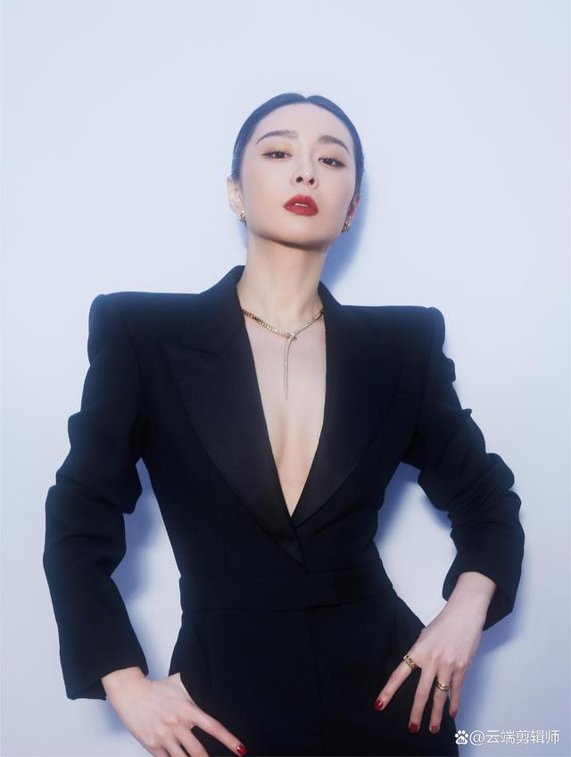 高叶获年度突破女明星奖 王宝强颁奖大喊高叶大嫂！