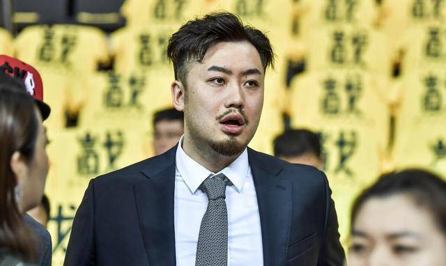 多位媒体人批评周琦！低调行事或许对周琦的后续发展更好