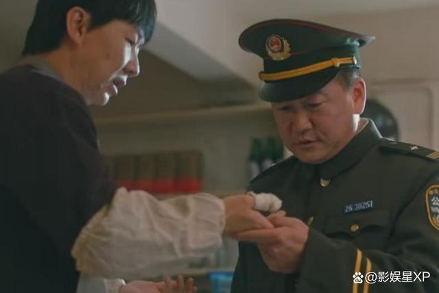 《他是谁》真凶到底是谁？这几个细节这个人值得思考一下