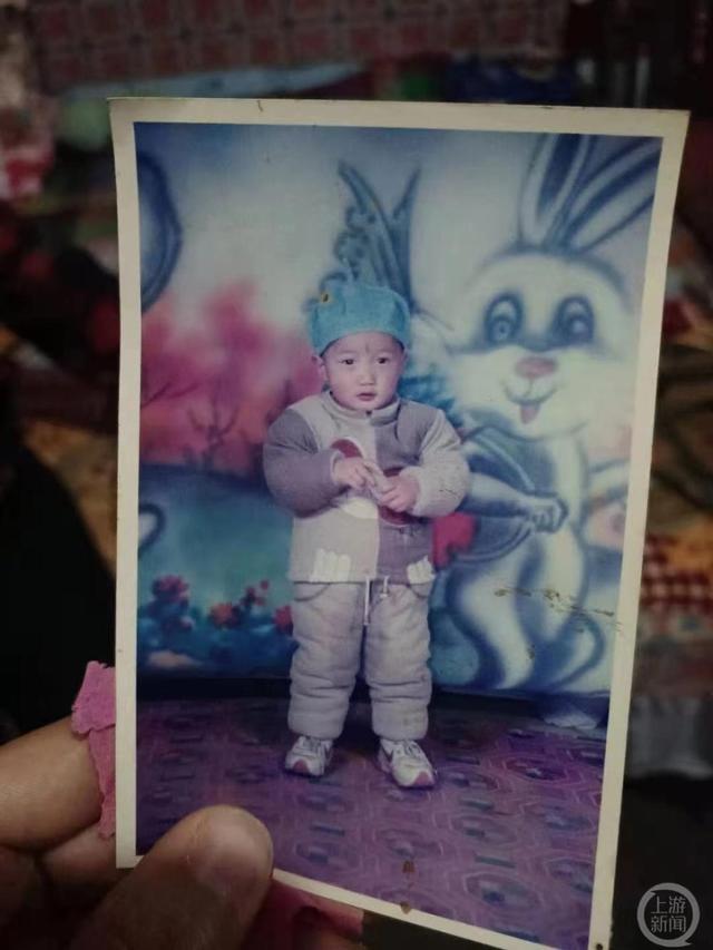 小伙被拐24年寻亲意外找到人贩子 警方竟不予立案