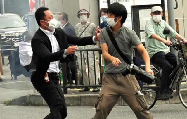 枪杀安倍嫌犯被追加起诉：试射武器，涉嫌损坏建筑物