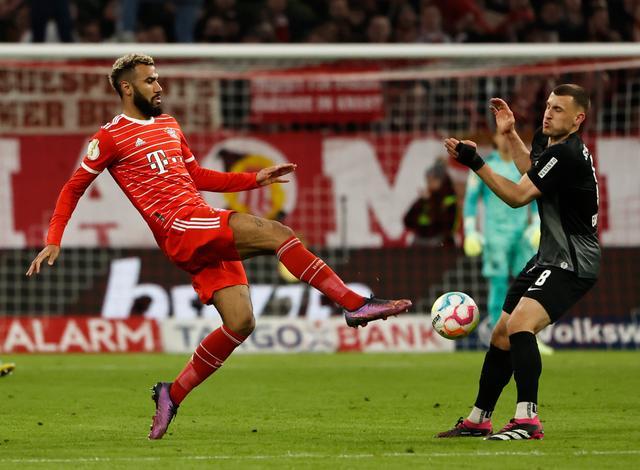 德国杯-穆西亚拉补时送点 霍勒点射绝杀！拜仁1-2弗赖堡 无缘德国杯4强！