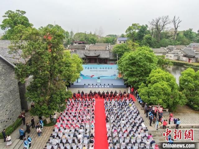 数百名香港乡亲江西寻根：忆点滴乡愁 促赣港交流 感受庐陵文化魅力！