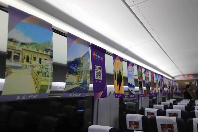 “淄博烧烤热”给文旅推介上了一课！淄博“文旅推荐官”登上烧烤专列“整活儿” 这波诚意想不心动都难