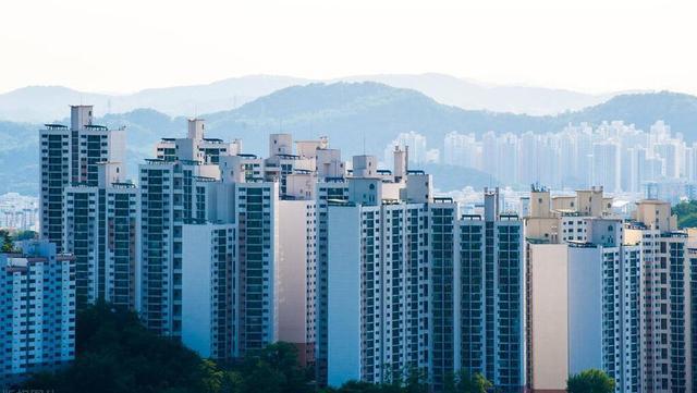 韩国房价跌幅再创新高，为啥穷人更买不起？