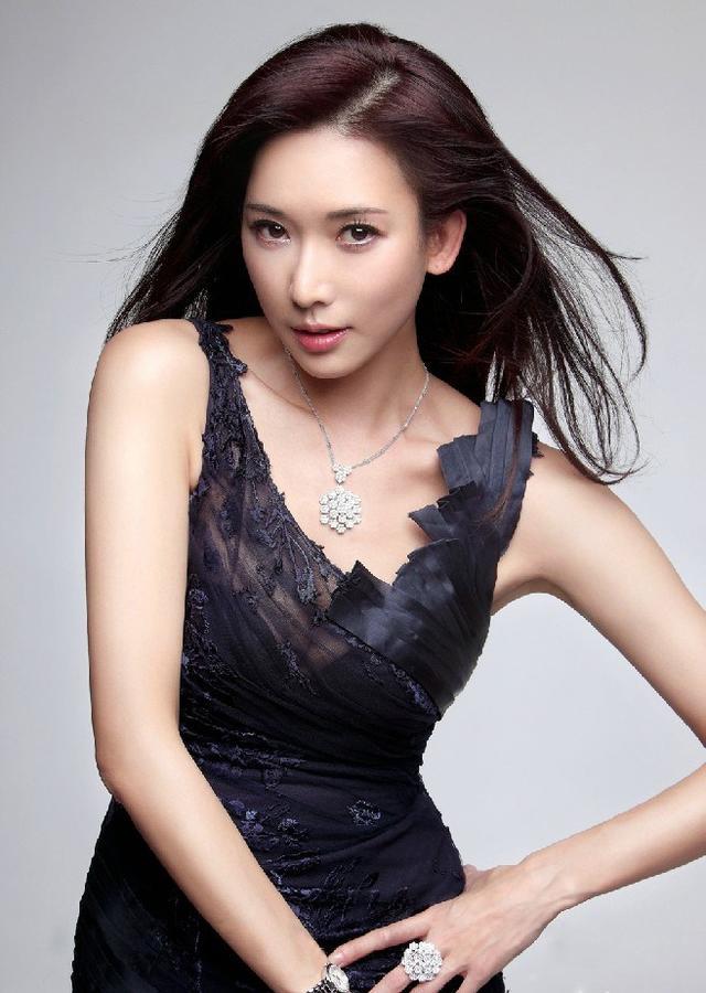 林志玲称不会生二胎 真办不到有一个已经很满足了