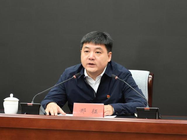 一段致辞rap火爆全网！表演说唱的网红书记履新