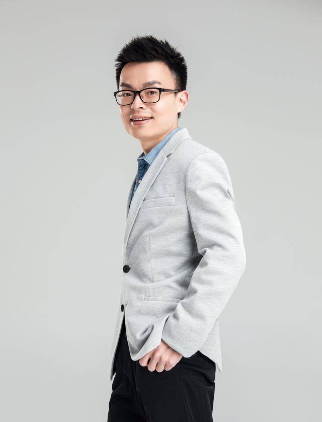 程璐是笑果文化股东吗 在公司里是什么职务