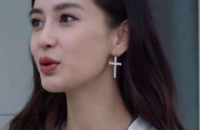 杨颖在节目中素颜出镜惊艳粉丝！