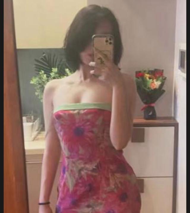 牵手门涉事女子已被停职并接受调查 网友：或许不止这一个男人