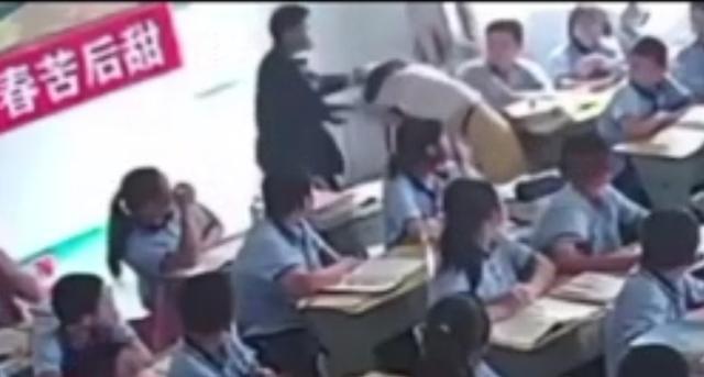 男生被老师扇耳光后还手 校方回应:当时是一时冲动,已处理完