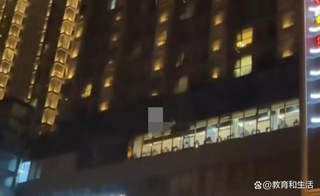 女子房间被男子刷卡进入 出门在外，一定要有必要的防范意识