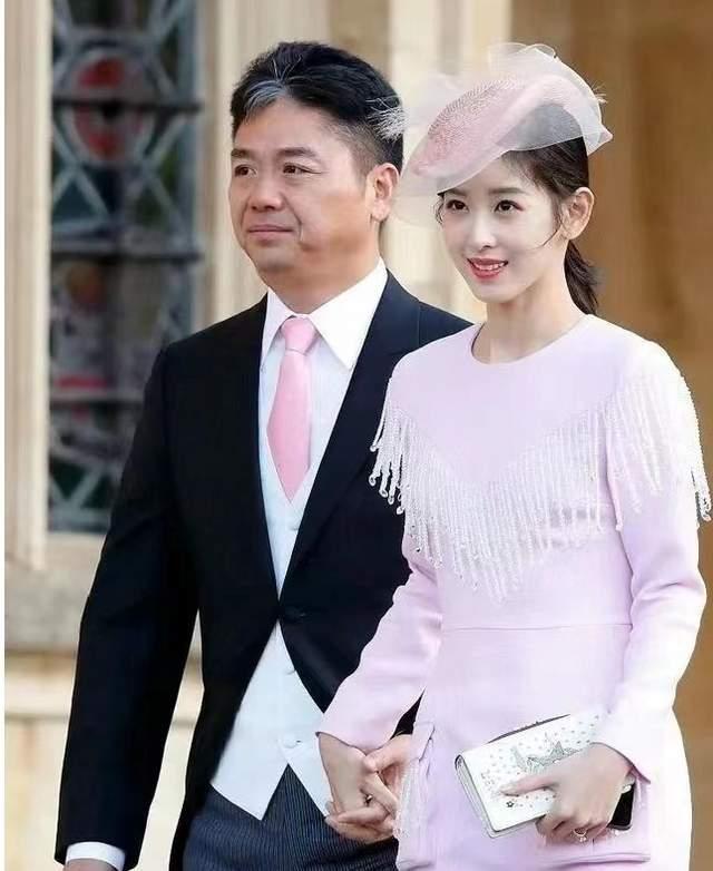 章泽天回应拒绝张艺谋出演“谋女郎” 高情商回答获赞